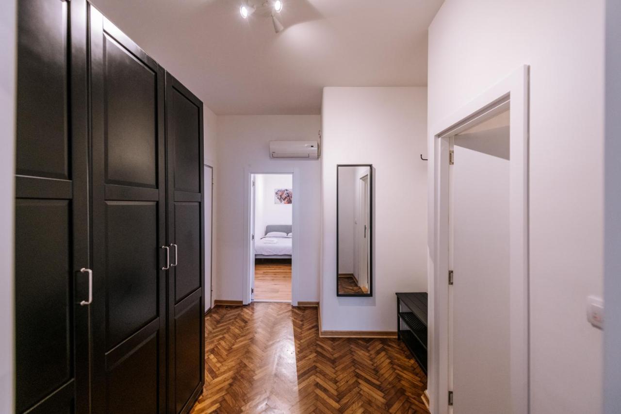 Marshal Doctor Appartement Belgrado Buitenkant foto